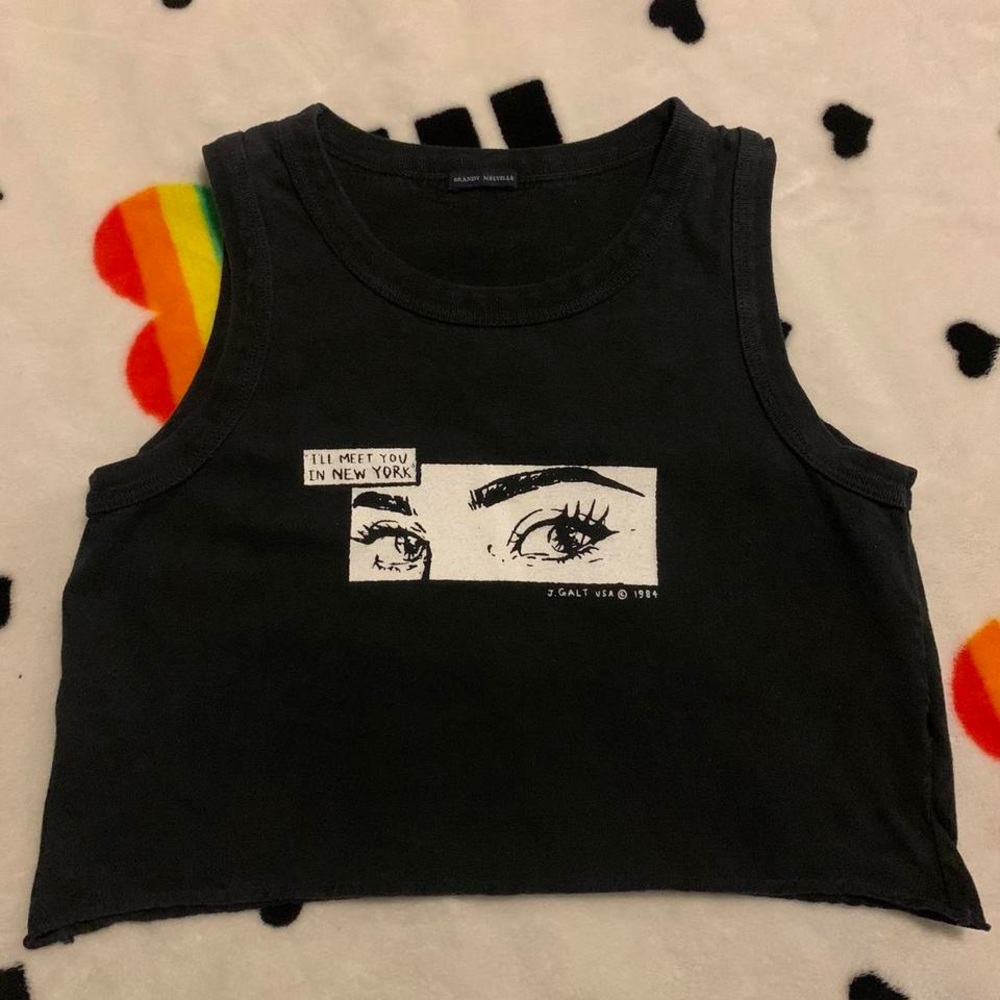 Brandy Melville graphic top